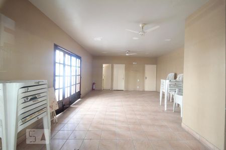 Apartamento à venda com 145m², 4 quartos e 1 vaga Apartamento à venda com 145m², 4 quartos e 1 vagaÁrea Comum