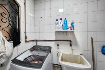 Apartamento à venda com 145m², 4 quartos e 1 vaga Apartamento à venda com 145m², 4 quartos e 1 vagaÁrea de Serviço