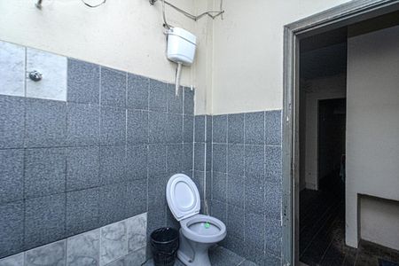 Casa à venda com 500m², 22 quartos e sem vagaBanheiro Casa 2 