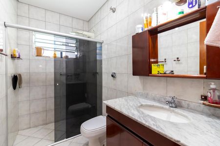 Casa à venda com 143m², 3 quartos e 2 vagasBanheiro 1