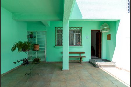 Casa à venda com 143m², 3 quartos e 2 vagasGaragem