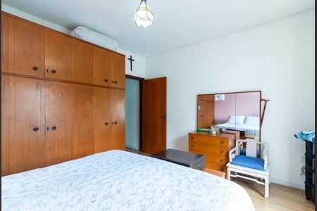 Casa à venda com 143m², 3 quartos e 2 vagasQuarto 1