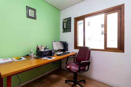 Casa à venda com 143m², 3 quartos e 2 vagasQuarto 2