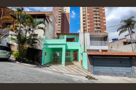 Casa à venda com 143m², 3 quartos e 2 vagasFachada