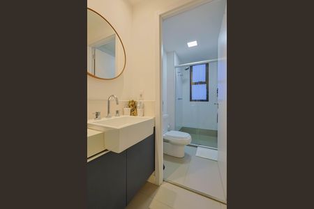 Apartamento à venda com 69m², 2 quartos e 2 vagasBanheiro 2