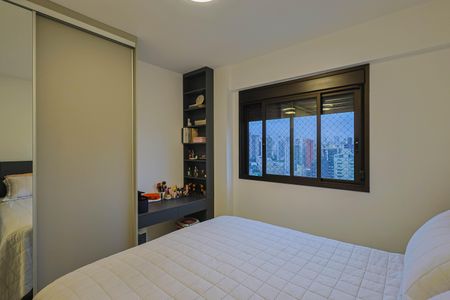 Apartamento à venda com 69m², 2 quartos e 2 vagasQuarto 2