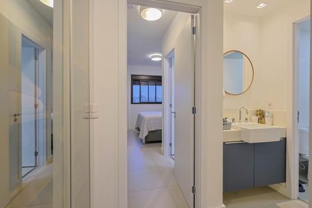 Apartamento à venda com 69m², 2 quartos e 2 vagasBanheiro Corredor