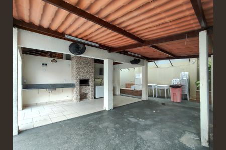 Apartamento para alugar com 60m², 2 quartos e sem vaga Apartamento para alugar com 60m², 2 quartos e sem vagaÁrea comum - Churrasqueira