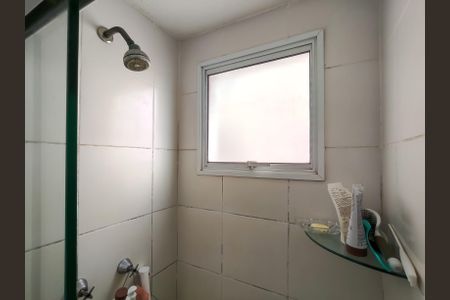 Apartamento para alugar com 60m², 2 quartos e sem vaga Apartamento para alugar com 60m², 2 quartos e sem vagaBanheiro Corredor