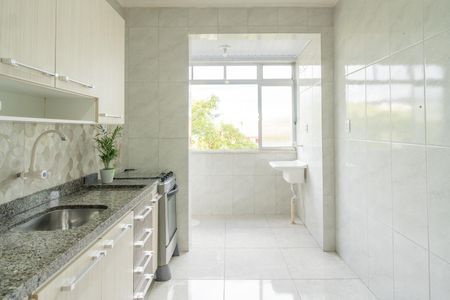 Apartamento para alugar com 66m², 2 quartos e sem vagaCozinha e Área de Serviço