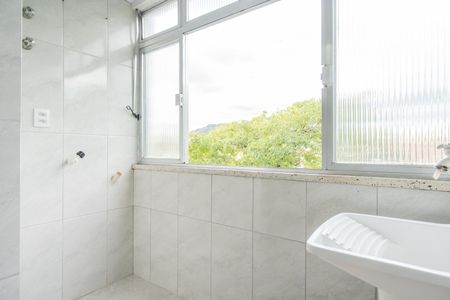Apartamento para alugar com 66m², 2 quartos e sem vagaCozinha e Área de Serviço