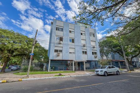 Apartamento para alugar com 66m², 2 quartos e sem vagaFachada