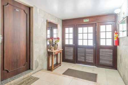 Apartamento para alugar com 66m², 2 quartos e sem vagaHall social