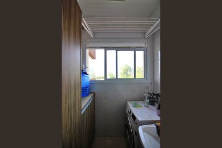 Apartamento para alugar com 64m², 2 quartos e 1 vagaÁrea de Serviço