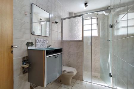 Apartamento para alugar com 70m², 2 quartos e 1 vaga Apartamento para alugar com 70m², 2 quartos e 1 vagaBanheiro