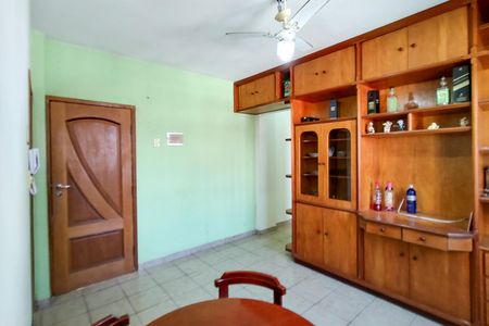 Apartamento para alugar com 70m², 2 quartos e 1 vaga Apartamento para alugar com 70m², 2 quartos e 1 vagaSala