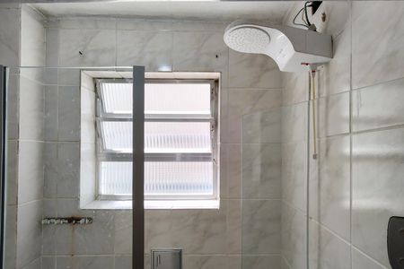 Apartamento para alugar com 70m², 2 quartos e 1 vaga Apartamento para alugar com 70m², 2 quartos e 1 vagaBanheiro