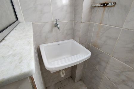 Apartamento para alugar com 70m², 2 quartos e 1 vaga Apartamento para alugar com 70m², 2 quartos e 1 vagaBanheiro