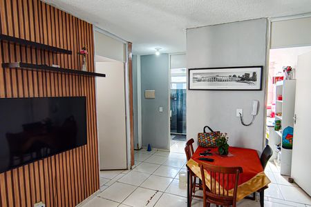 Apartamento para alugar com 44m², 2 quartos e 1 vaga Apartamento para alugar com 44m², 2 quartos e 1 vagaSala