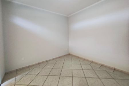 Casa para alugar com 388m², 5 quartos e 14 vagas Casa para alugar com 388m², 5 quartos e 14 vagasSala de TV/Quarto 1