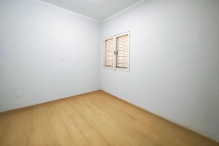 Casa para alugar com 388m², 5 quartos e 14 vagas Casa para alugar com 388m², 5 quartos e 14 vagasQuarto 2