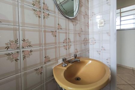 Casa para alugar com 388m², 5 quartos e 14 vagas Casa para alugar com 388m², 5 quartos e 14 vagasLavabo