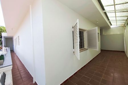 Casa para alugar com 388m², 5 quartos e 14 vagas Casa para alugar com 388m², 5 quartos e 14 vagasQuintal