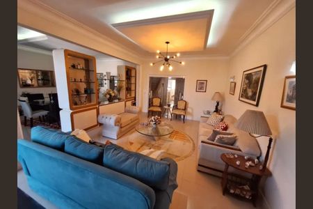 Apartamento à venda com 210m², 4 quartos e 1 vagaFoto 04