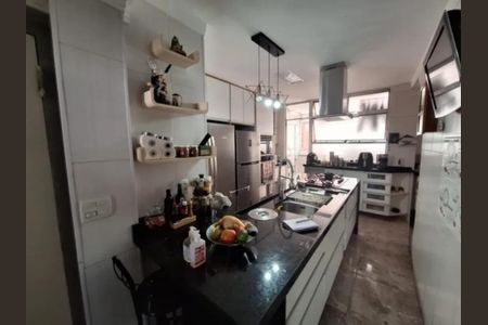 Apartamento à venda com 210m², 4 quartos e 1 vagaFoto 12