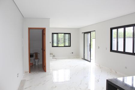 Casa de condomínio para alugar com 135m², 3 quartos e 2 vagasSala