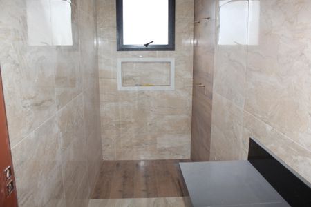 Casa de condomínio para alugar com 135m², 3 quartos e 2 vagasBanheiro Social