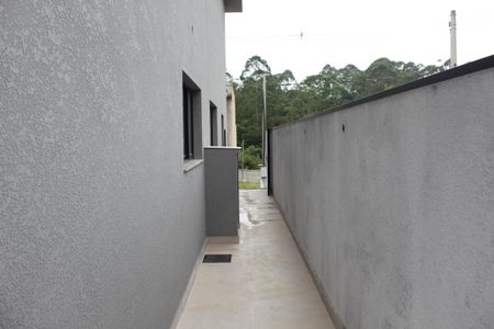 Casa de condomínio para alugar com 135m², 3 quartos e 2 vagasCorredor