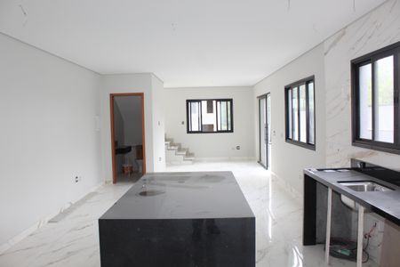 Casa de condomínio para alugar com 135m², 3 quartos e 2 vagasCozinha