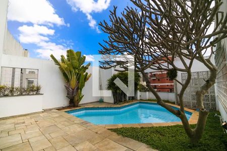 Apartamento à venda com 197m², 3 quartos e 3 vagasÁrea comum - Piscina