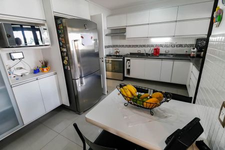 Apartamento à venda com 197m², 3 quartos e 3 vagasCozinha 