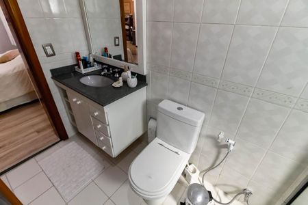 Apartamento à venda com 197m², 3 quartos e 3 vagasBanheiro da Suíte 1