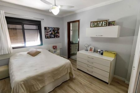 Apartamento à venda com 197m², 3 quartos e 3 vagasSuíte 1
