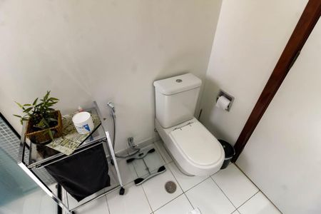 Apartamento à venda com 197m², 3 quartos e 3 vagasBanheiro da Suíte 2