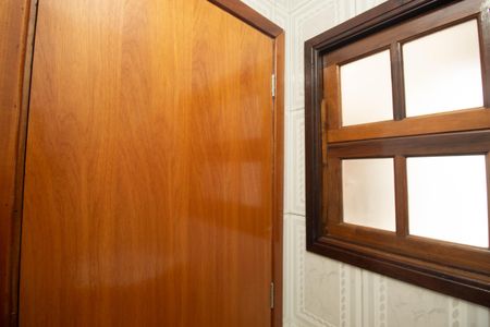 Casa à venda com 194m², 3 quartos e 1 vaga Casa à venda com 194m², 3 quartos e 1 vagaBanheiro 2