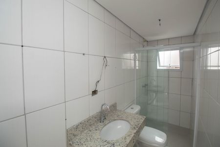 Casa à venda com 194m², 3 quartos e 1 vaga Casa à venda com 194m², 3 quartos e 1 vagaBanheiro da Suíte