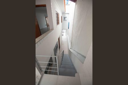 Casa à venda com 194m², 3 quartos e 1 vaga Casa à venda com 194m², 3 quartos e 1 vagaEscada