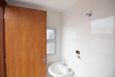 Casa à venda com 194m², 3 quartos e 1 vaga Casa à venda com 194m², 3 quartos e 1 vagaBanheiro de serviço