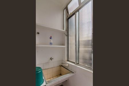 Apartamento à venda com 61m², 2 quartos e sem vaga Apartamento à venda com 61m², 2 quartos e sem vagaÁrea de Serviço