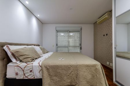 Apartamento para alugar com 205m², 3 quartos e 4 vagasSuíte 2