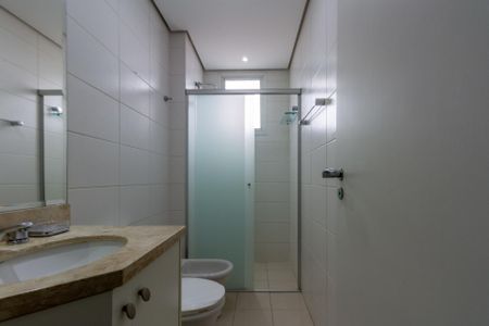 Apartamento para alugar com 205m², 3 quartos e 4 vagasBanheiro Social