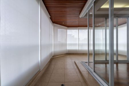 Apartamento para alugar com 205m², 3 quartos e 4 vagasVaranda da Sala