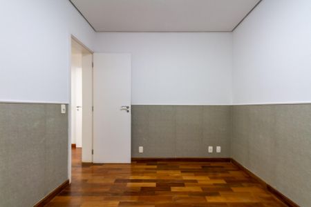 Apartamento para alugar com 205m², 3 quartos e 4 vagasQuarto 