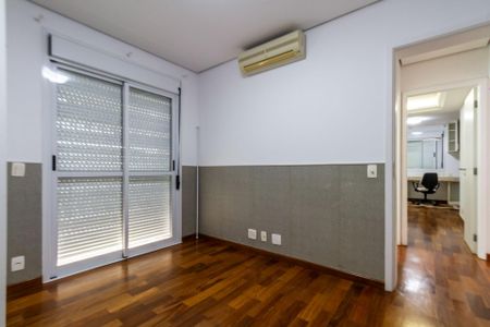 Apartamento para alugar com 205m², 3 quartos e 4 vagasQuarto 