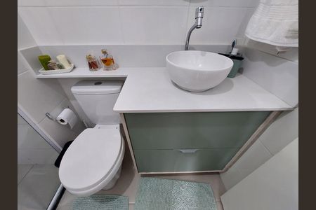 Apartamento à venda com 36m², 2 quartos e sem vaga Apartamento à venda com 36m², 2 quartos e sem vagaBanheiro