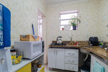 Apartamento à venda com 90m², 4 quartos e sem vagaCozinha